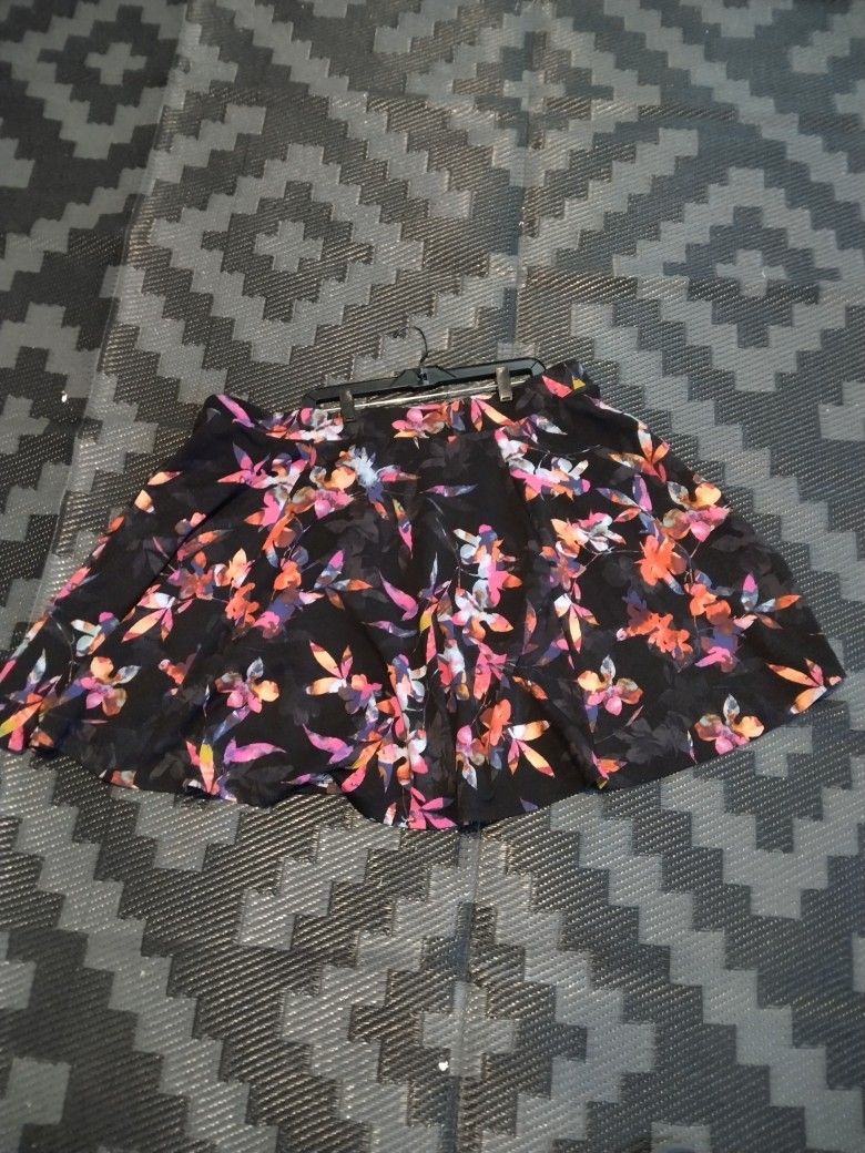Women's Plus Size Skirt