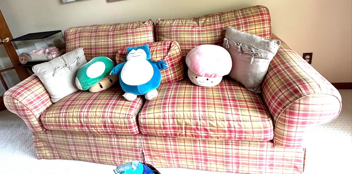 Basset Sofa 