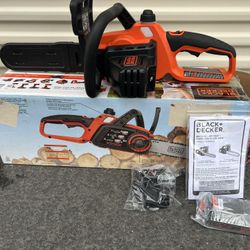  BLACK+DECKER 20V MAX Cordless Chainsaw with Extra