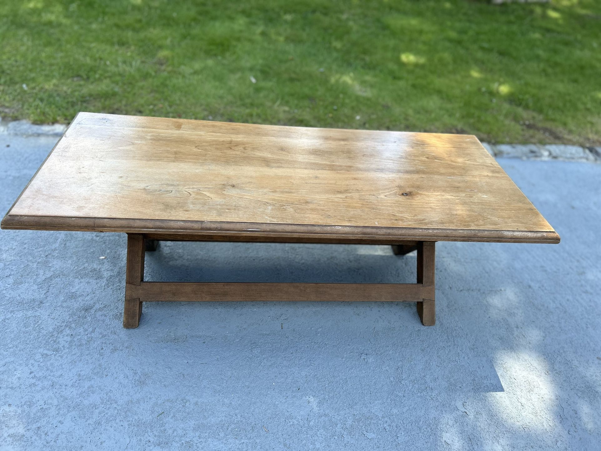 Woo Coffee Table
