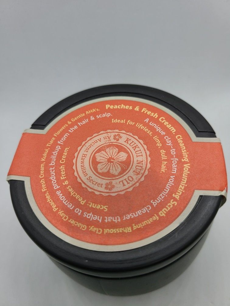 Tweakd By Nature Peaches And Fresh Cream Scrub 