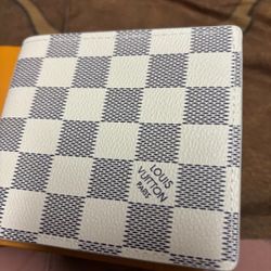 Louis Vuitton Checkered White and Black Men’s Wallet