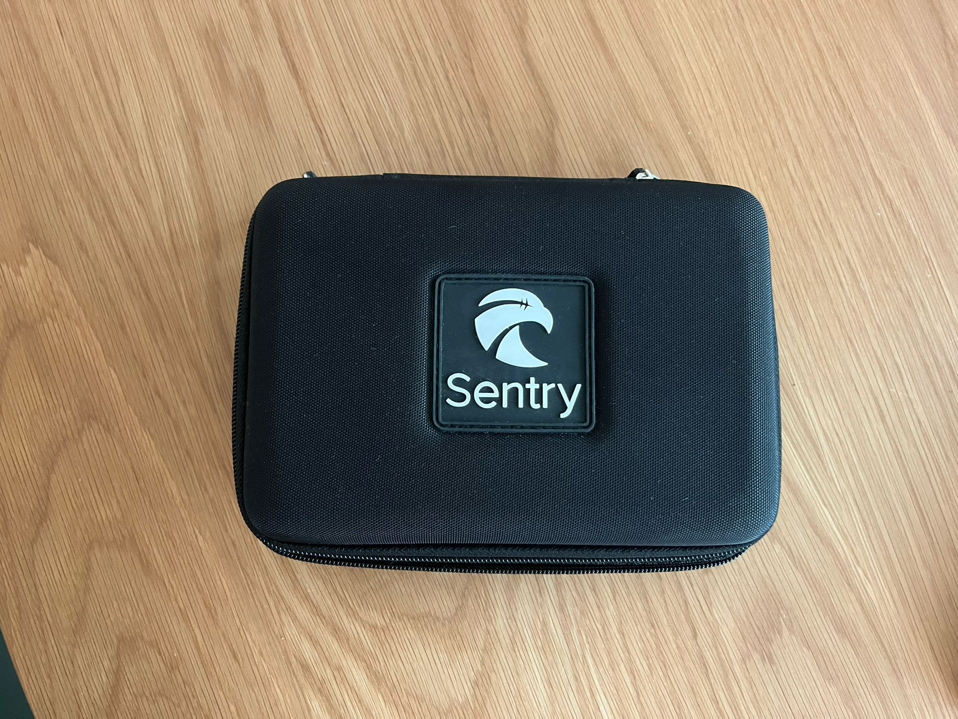 Sentry ADS-B Receiver by ForeFlight