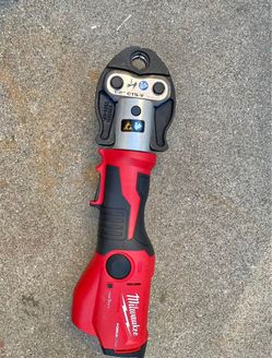 Milwaukee M12 press Tool