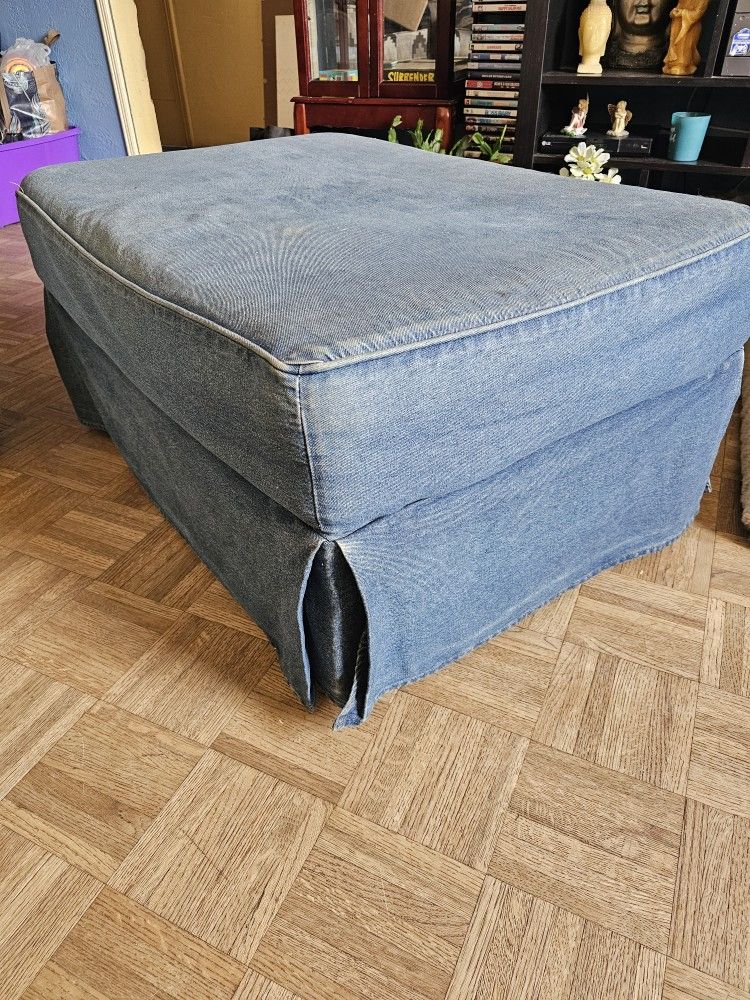 Large Ottoman