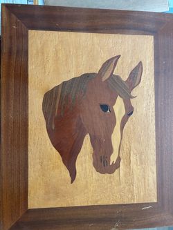 Wood inlaid horse head wall hanging