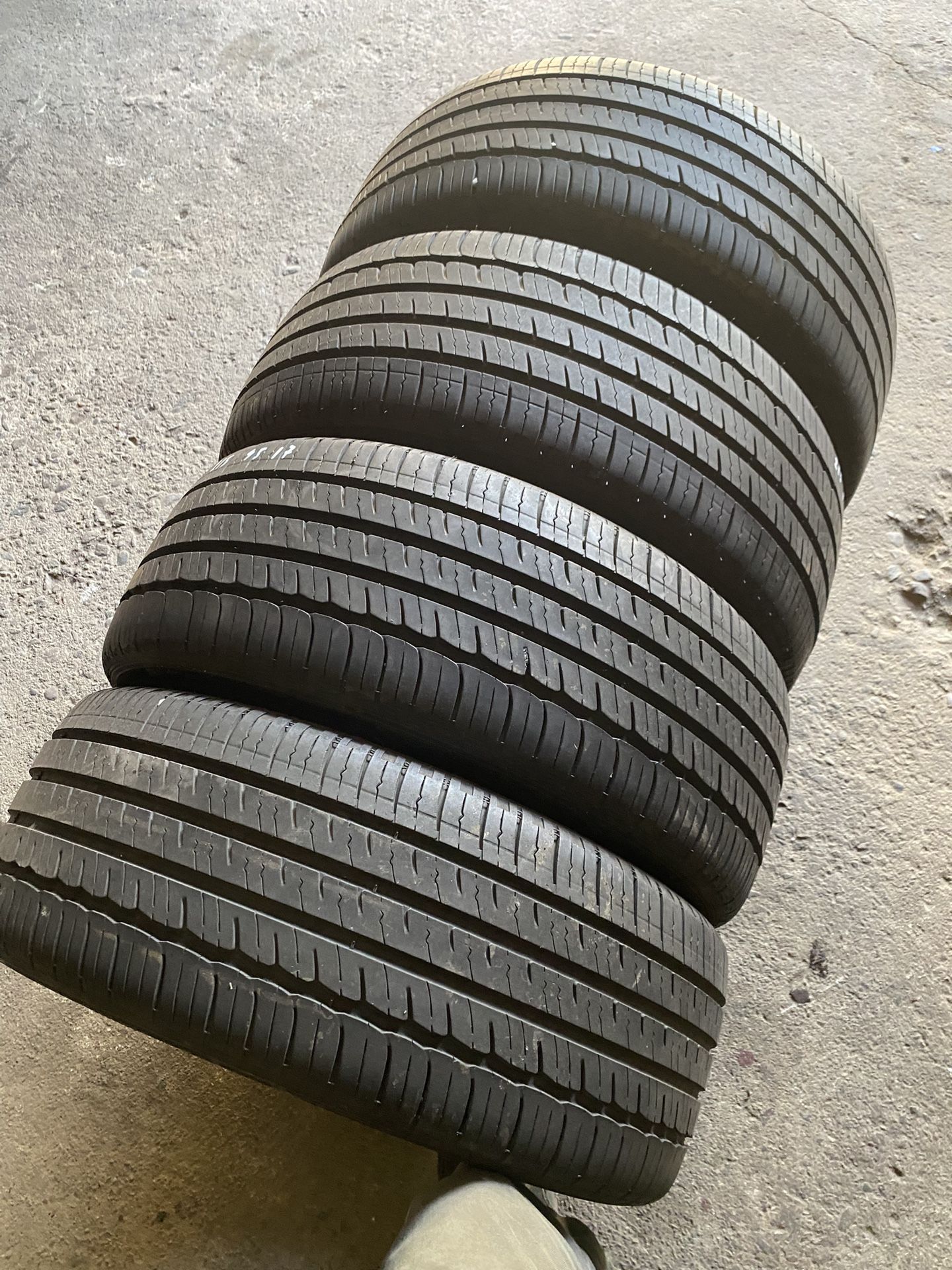 Full set Tires 215 45 17