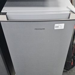 Frigidaire Mini Fridge. ASK FOR RYAN. #4(contact info removed)901-01