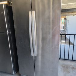 WHIRLPOOL STAINLESS STEEL FRIDGE 