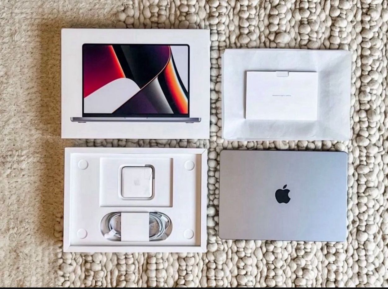 Apple MacBook Pro (16-inch, M1 Pro chip with 10-core CPU and 16-core GPU, 16GB RAM, 512GB SSD)