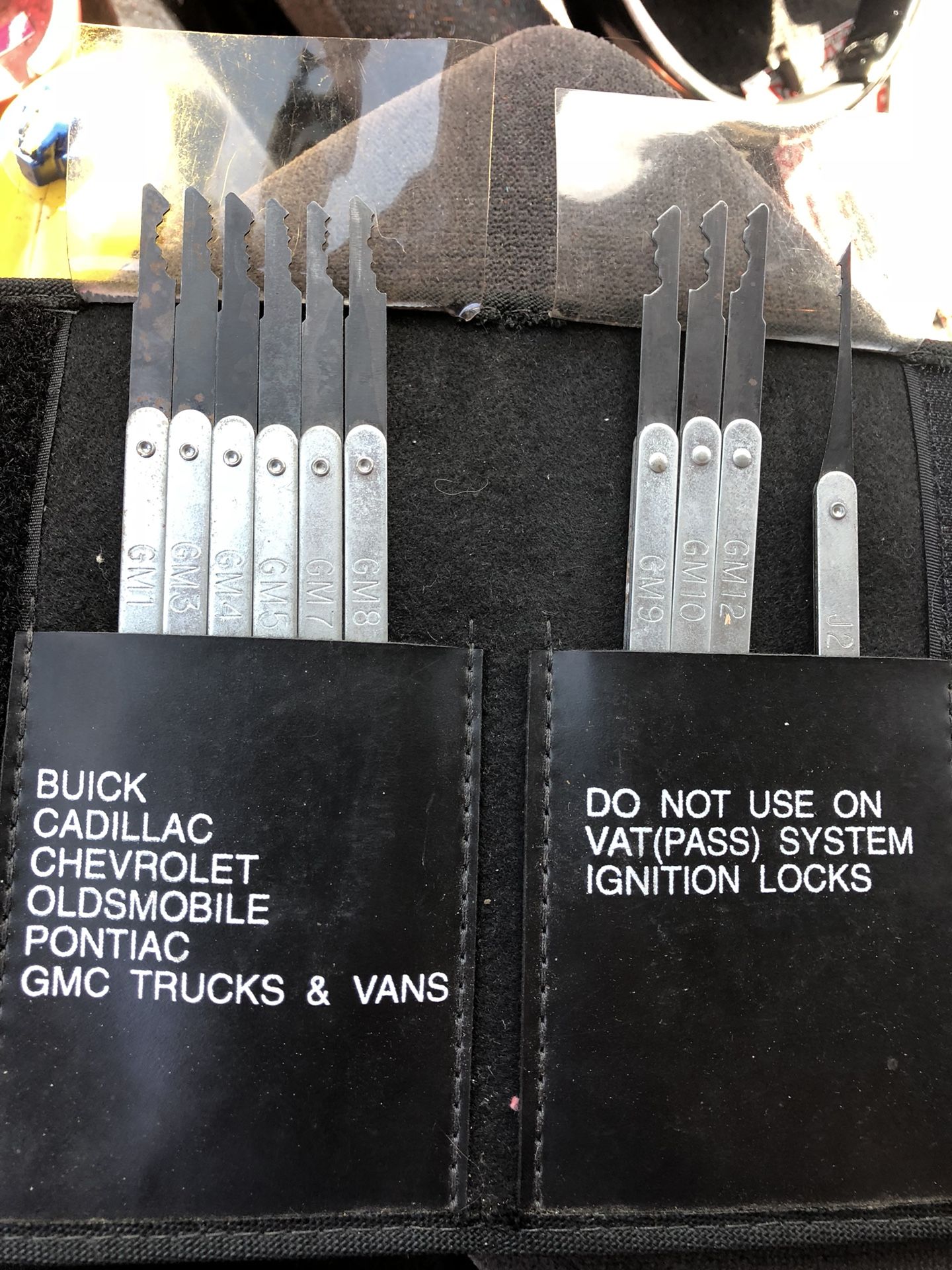 Mac tools LT-550PK 9/12 piece gm rocker lock pick set + 1 Japanese model pick