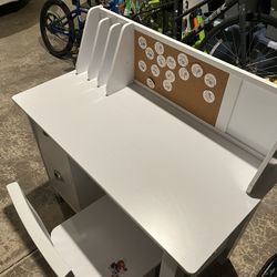 Kids Desk And Chair With Drawers 
