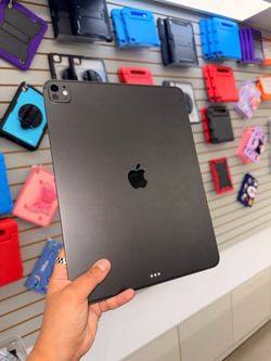 iPad Pro 13inch M5 256gb WiFi LTE