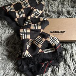 Authentic Burberry scarf 