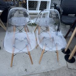5 Chairs Good Quality, 