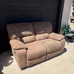 Recliner Sofa 
