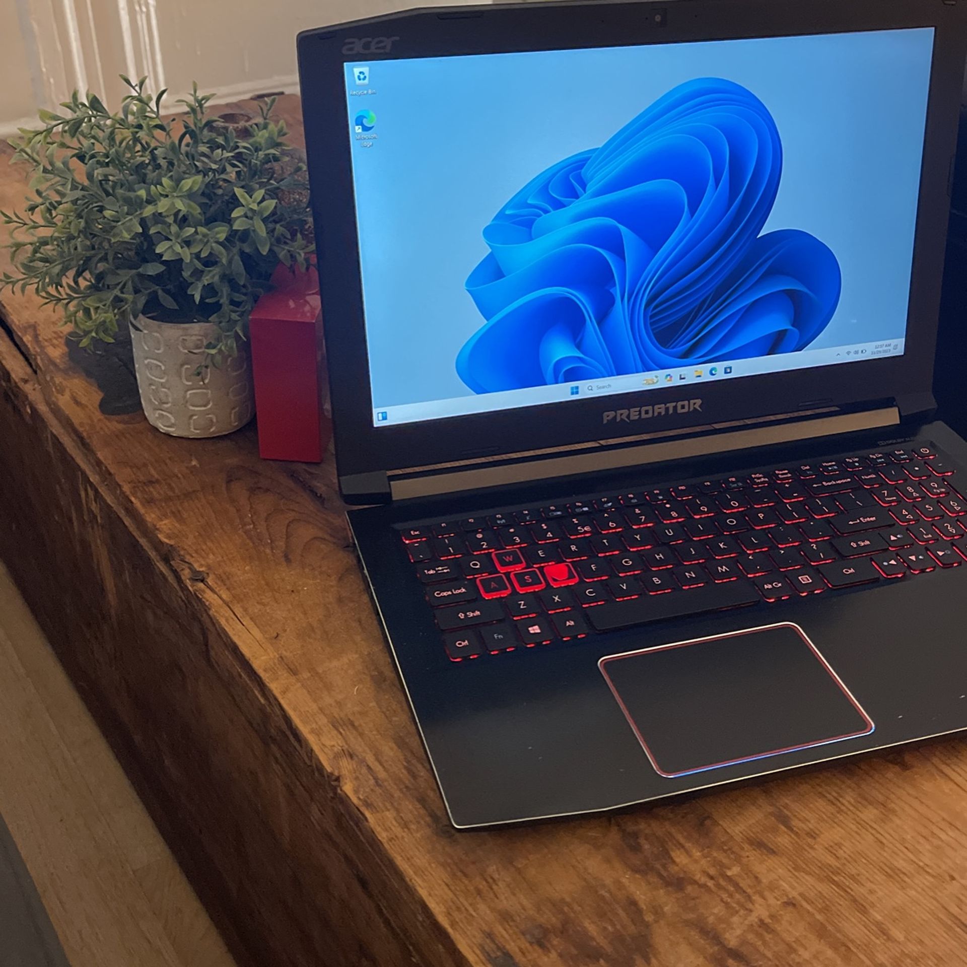 Acer Predator Halios 300
