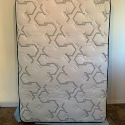 Full Size Mattress 