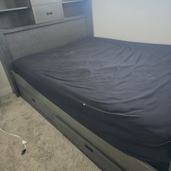 Full Size Bed Frame With Dawers