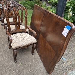Table And Chairs 