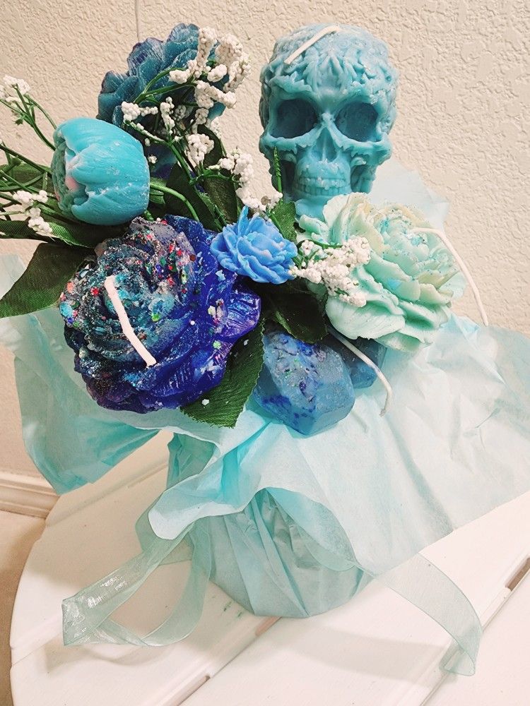 Skull Candle Bouquet