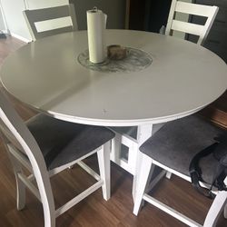 Kitchen Table 