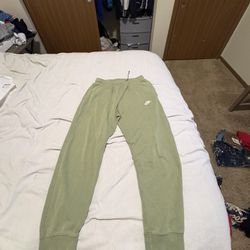 Green Sweatsuit Size Medium 