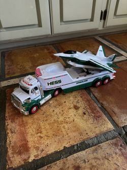 HESS Gasoline Truck w/Jet -2010