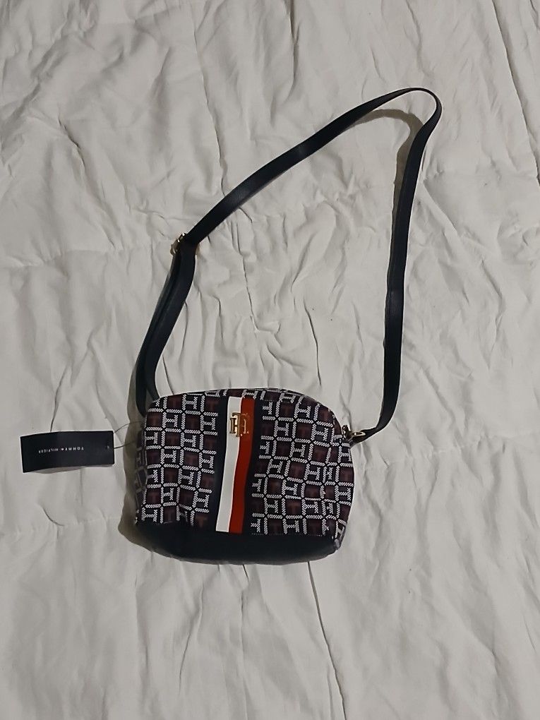 Tommy Hilfigure Purse