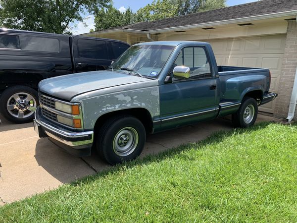 1990 Chevy Stepside 350 v8 automatic for Sale in Houston