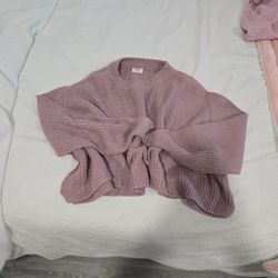 Size Medium Crop Knitted Sweater