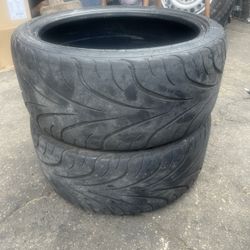 245/35 R18