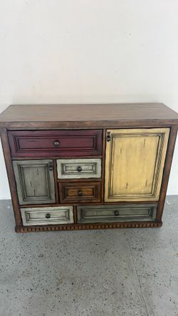 Dining cabinet