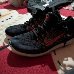 Nike Fly Knit Size 11.5 Mens