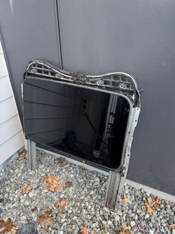 Lexus Ct200h sunroof assembly Part