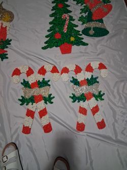 Vintage popcorn plastic Christmas deco