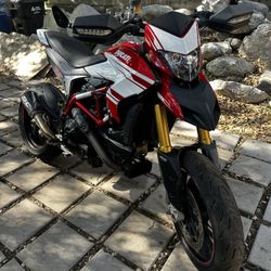 2017 Ducati Hypermotard 939SP