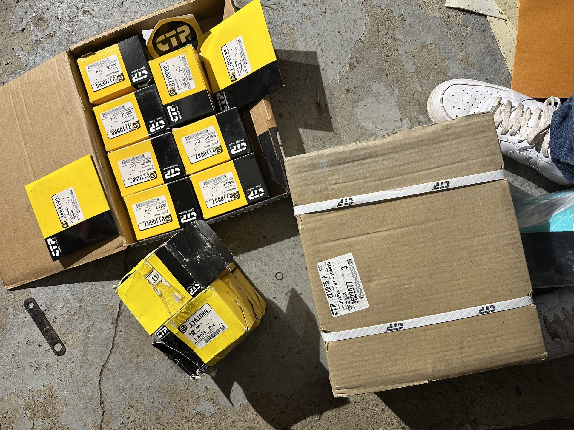 Rod And Main Bearing Kit With Water Pump