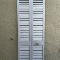 28"×70" Louver Bi-Fold Closet Door 