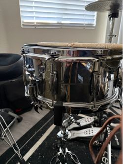 Gretsch Brooklyn chrome over steel