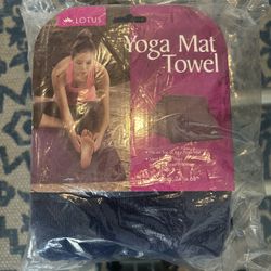 Lotus yoga mat towel