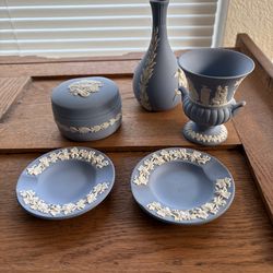 Wedgwood miniature’s