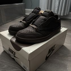 Jordan 1 Low Travis Scott Size 9.5 New 