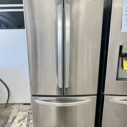 LG 30” Refrige LFC22770ST