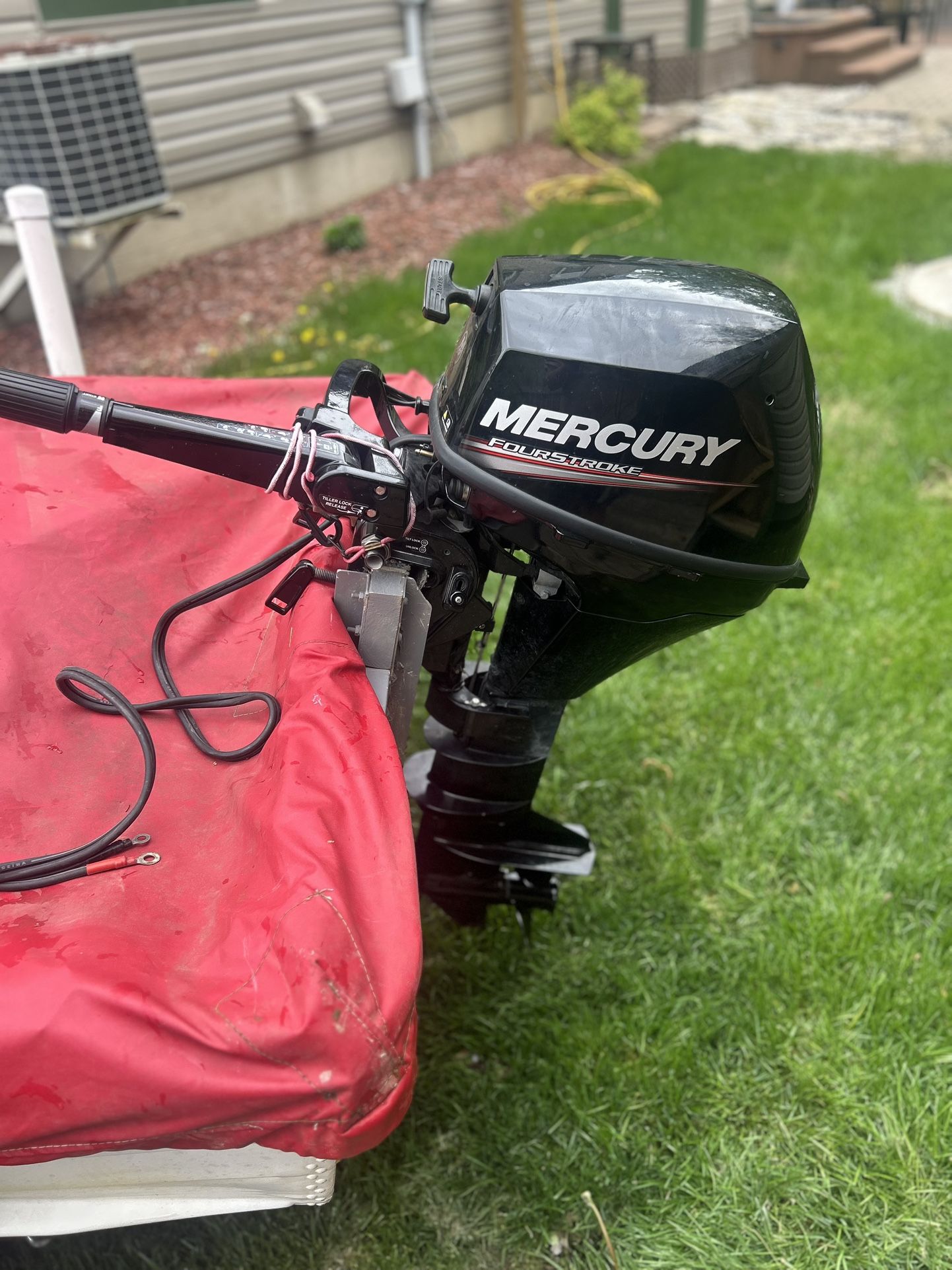 14” StarCraft V Boat