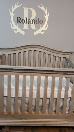Destressed Baby Crib
