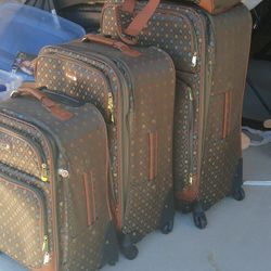 Rosetti Luggage 4 Piece 