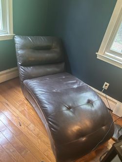 Lounge chair