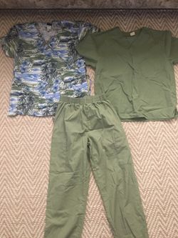 Scrubs women's size xsmall/small