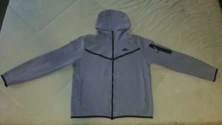 Nike Tech